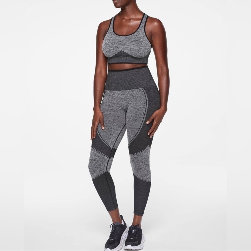 THIRDLOVE Flex Seamless Compression
Legging Size Large Gray & Black High
Waisted